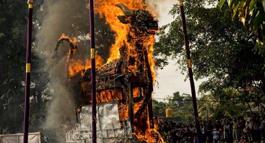 Island of the Gods – The Royal Cremation in Ubud
